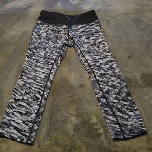 Nike Dri-Fit black and gray capris size x-small